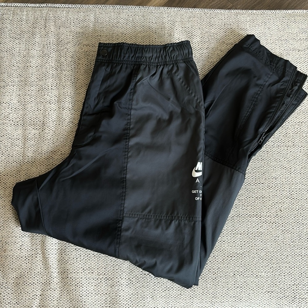 Nike Men's Windrunner Pants
